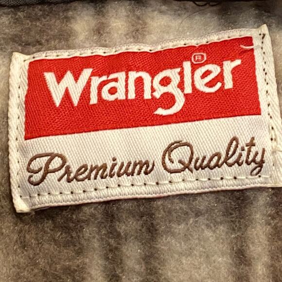 Wrangler Mens XL Fleece Taupe Plaid Button Up Shacket - Picture 4 of 5